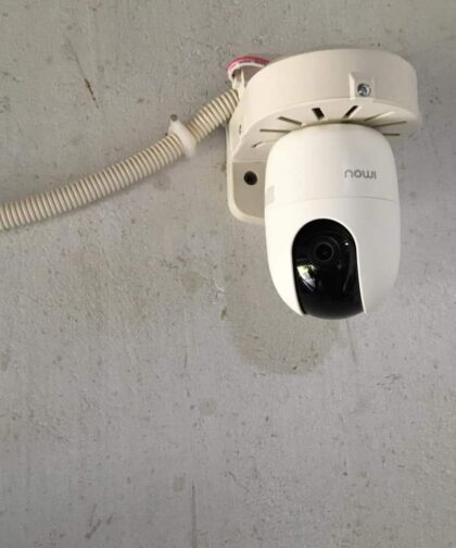 Trọn bộ  bao lắp Camera IP Wifi IPC-A22 chuẩn HD 1080P  +thẻ nhớ 32g