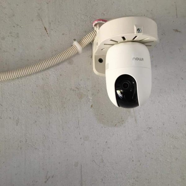 Trọn bộ  bao lắp Camera IP Wifi IPC-A22 chuẩn HD 1080P  +thẻ nhớ 32g